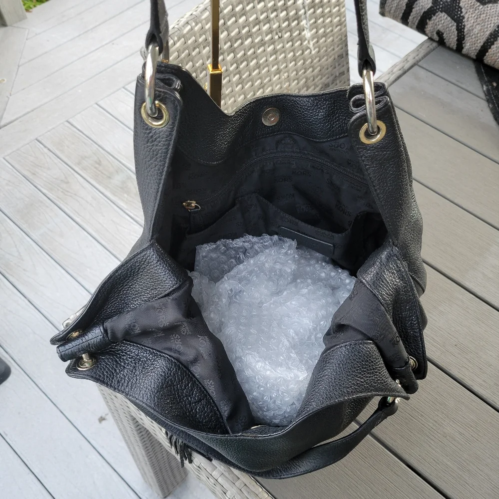 Michael Kors Hobo Charm Tassle Bag - Picture 4 of 7